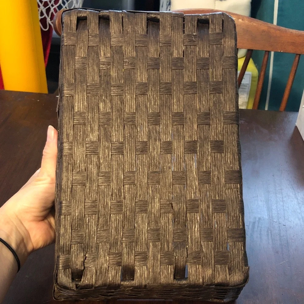 🥤 Woven Storage Basket
